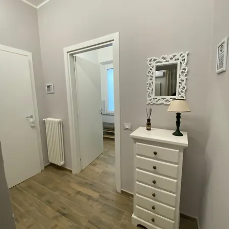 La Casa Nel Vicolo 2 * カザーレ・モンフェッラート